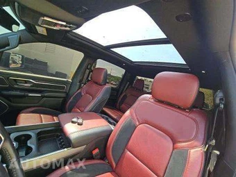 2024 Ram 1500 Laramie Crew Cab Short Bed - miniatura 11