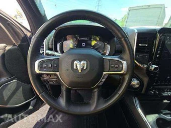 2024 Ram 1500 Laramie Crew Cab Short Bed - miniatura 24
