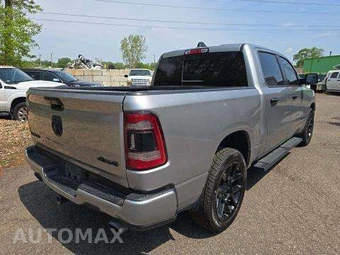 2024 Ram 1500 Laramie Crew Cab Short Bed - miniatura 3