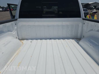 2024 Ram 1500 Laramie Crew Cab Short Bed - miniatura 16