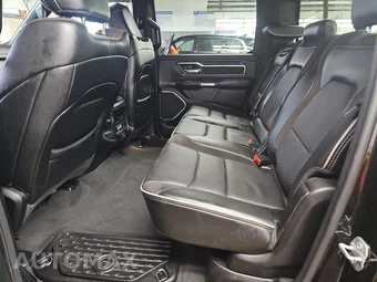 2024 Ram 1500 Laramie Crew Cab Short Bed - miniatura 13
