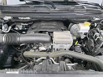 2024 Ram 1500 Laramie Crew Cab Short Bed - miniatura 17