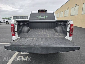 2024 Ram 1500 Laramie Crew Cab Short Bed - miniatura 5
