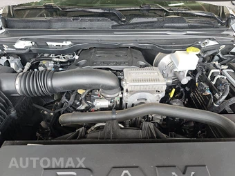 2024 Ram 1500 Limited Crew Cab Short Bed - miniatura 15