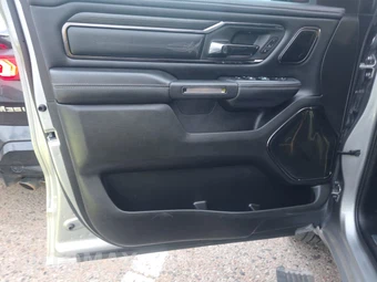 2024 Ram 1500 Limited Crew Cab Short Bed - miniatura 9