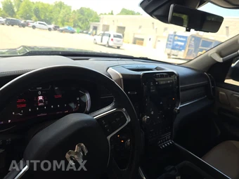 2024 Ram 1500 Limited Crew Cab Short Bed – miniatura 11
