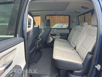 2024 Ram 1500 Limited Crew Cab Short Bed – miniatura 10