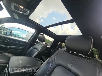 2024 Ram 1500 Limited Crew Cab Short Bed – miniatura 17