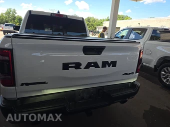 2024 Ram 1500 Rebel Crew Cab Short Bed - miniatura 5