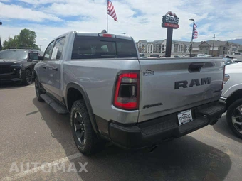 2024 Ram 1500 Rebel Crew Cab Short Bed - miniatura 2