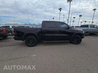2024 Ram 1500 Rebel Crew Cab Short Bed - miniatura 4