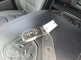 2024 Ram 1500 Rebel Crew Cab Short Bed - miniatura 8