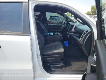 2024 Ram 1500 Tradesman Extended Cab Medium Bed - miniatura 15