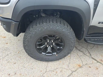 2024 Ram 1500 TRX Crew Cab Short Bed – miniatura 8