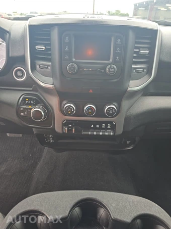 2024 Ram 2500 Big Horn Crew Cab Medium Bed - miniatura 11