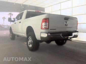 2024 Ram 2500 Big Horn Crew Cab Medium Bed - miniatura 6