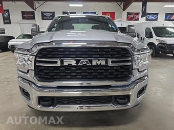 2024 Ram 2500 Big Horn Crew Cab Medium Bed - miniatura 2