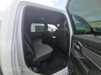 2024 Ram 2500 Big Horn Crew Cab Medium Bed - miniatura 16