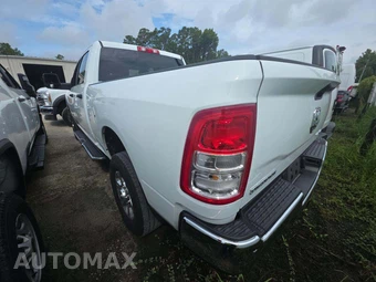 2024 Ram 2500 Big Horn Crew Cab Medium Bed - miniatura 2