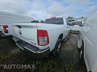 2024 Ram 2500 Big Horn Crew Cab Medium Bed - miniatura 3