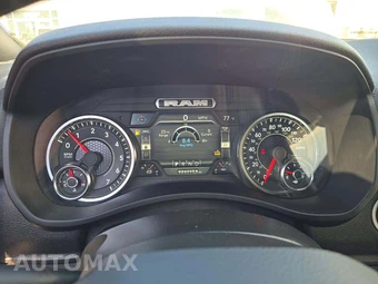 2024 Ram 2500 Big Horn Crew Cab Medium Bed - miniatura 9