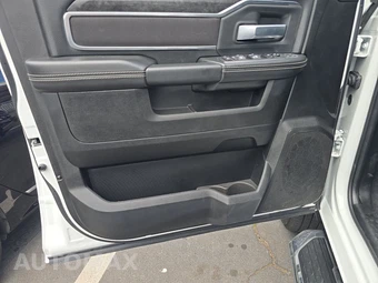 2024 Ram 2500 Big Horn Crew Cab Medium Bed - miniatura 9