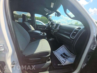 2024 Ram 2500 Big Horn Crew Cab Medium Bed - miniatura 18