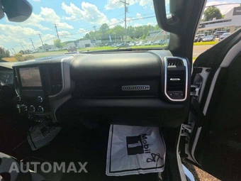 2024 Ram 2500 Big Horn Crew Cab Medium Bed - miniatura 19