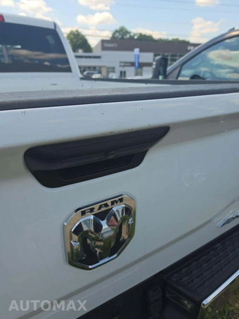 2024 Ram 2500 Big Horn Crew Cab Medium Bed - miniatura 24
