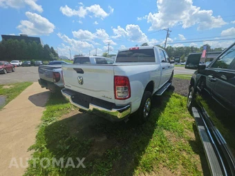 2024 Ram 2500 Big Horn Crew Cab Medium Bed - miniatura 3