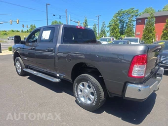 2024 Ram 2500 Big Horn Crew Cab Medium Bed - miniatura 2