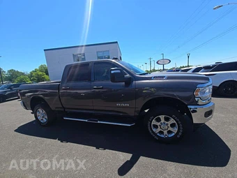 2024 Ram 2500 Big Horn Crew Cab Medium Bed - miniatura 4