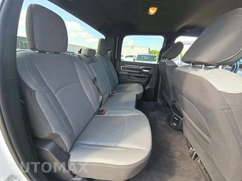 2024 Ram 2500 Big Horn Crew Cab Medium Bed - miniatura 13