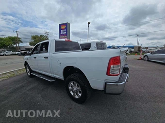 2024 Ram 2500 Big Horn Crew Cab Medium Bed - miniatura 2