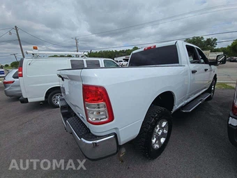 2024 Ram 2500 Big Horn Crew Cab Medium Bed - miniatura 3