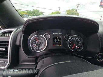 2024 Ram 2500 Big Horn Crew Cab Medium Bed - miniatura 9