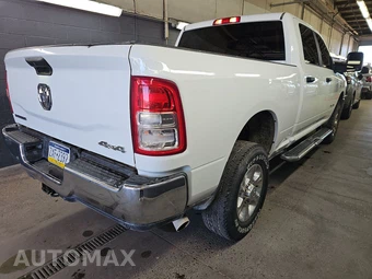 2024 Ram 2500 Big Horn Crew Cab Medium Bed - miniatura 4