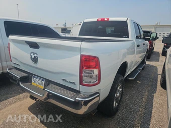 2024 Ram 2500 Big Horn Crew Cab Medium Bed - miniatura 4