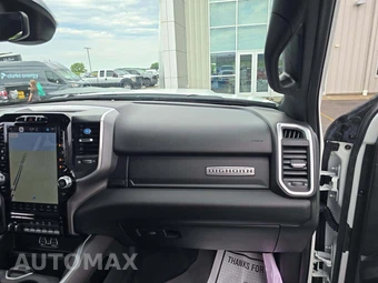 2024 Ram 2500 Big Horn Crew Cab Medium Bed – miniatura 16
