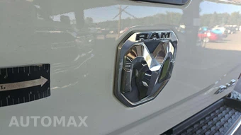 2024 Ram 2500 Big Horn Crew Cab Medium Bed - miniatura 33