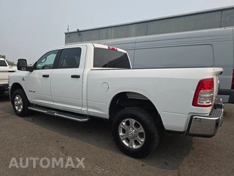 2024 Ram 2500 Big Horn Crew Cab Medium Bed - miniatura 6