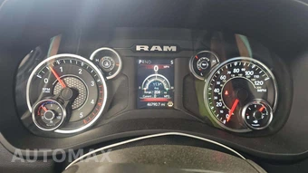 2024 Ram 2500 Big Horn Crew Cab Medium Bed - miniatura 17