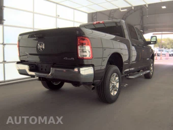 2024 Ram 2500 Big Horn Crew Cab Medium Bed - miniatura 4