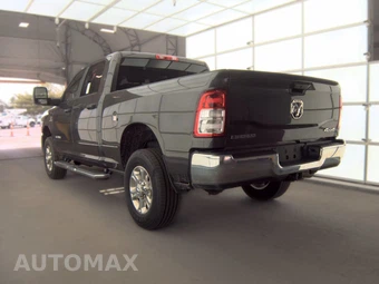 2024 Ram 2500 Big Horn Crew Cab Medium Bed - miniatura 6