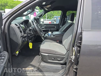 2024 Ram 2500 Big Horn Crew Cab Medium Bed - miniatura 7