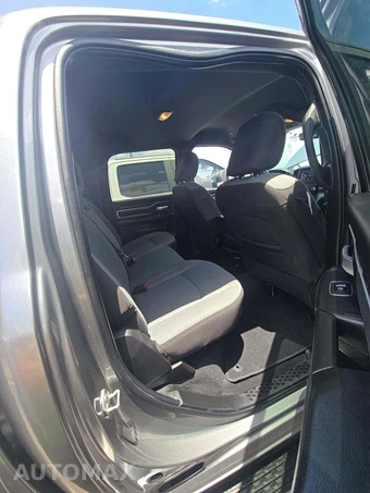2024 Ram 2500 Big Horn Crew Cab Medium Bed - miniatura 16