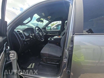 2024 Ram 2500 Big Horn Crew Cab Medium Bed - miniatura 6