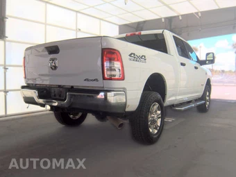 2024 Ram 2500 Big Horn Crew Cab Medium Bed - miniatura 4