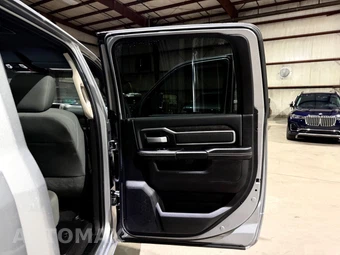 2024 Ram 2500 Big Horn Crew Cab Medium Bed - miniatura 21