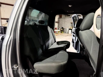 2024 Ram 2500 Big Horn Crew Cab Medium Bed - miniatura 24